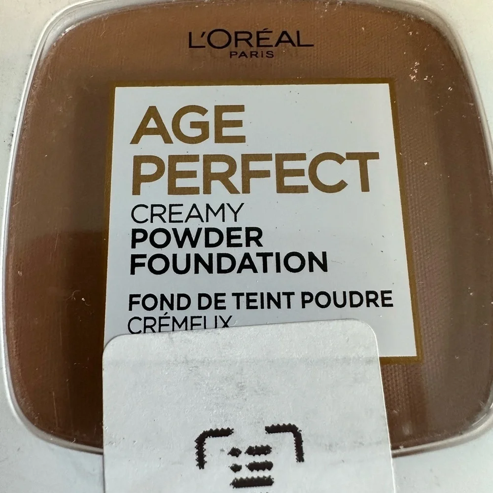 🩷5/$10 L'Oreal Age Perfect Creamy Powder Foundation in Brown Compact